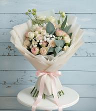 Букет цветов из:  Розы и Лизиантусы в Белую Колпь