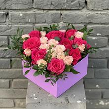 Цветочная композиция из Розы в коробке в Белую Колпь