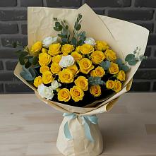 Букет цветов из:  Розы #REPLACE_PRED# Белую Колпь