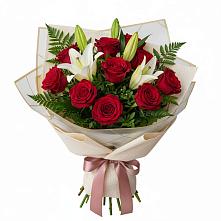 Букет цветов из:  Лилии и Розы в Белую Колпь