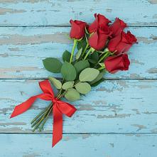 Букет Красные розы в Белую Колпь
