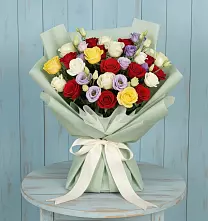 Букет цветов из:  Розы в Белую Колпь