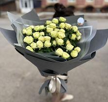 Букет Белые кустовые розы Солинеро #REPLACE_PRED# Белую Колпь