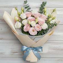 Букет цветов из:  Лизиантусы в Белую Колпь