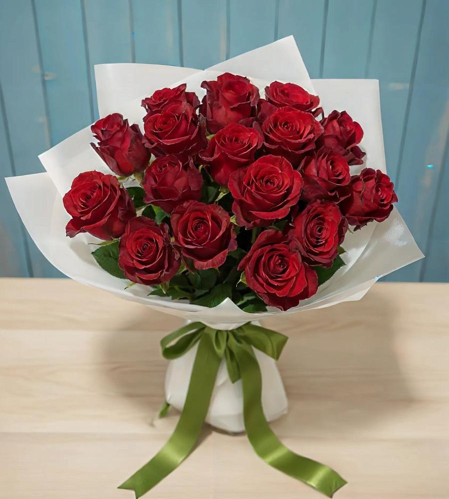 Букет Красные розы в Белую Колпь