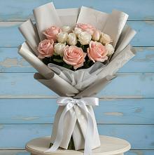 Букет цветов из:  Розы #REPLACE_PRED# Белую Колпь