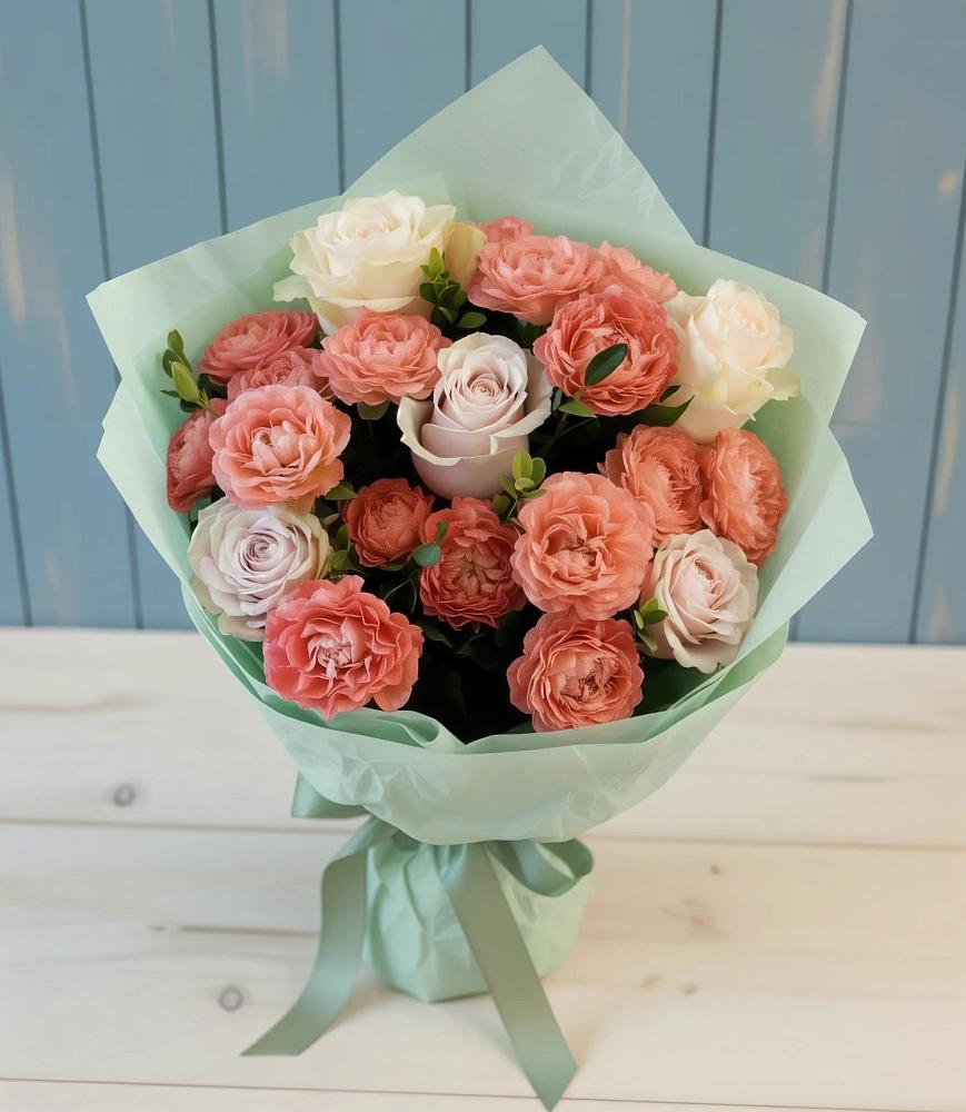 Букет цветов из: Розы в Белую Колпь