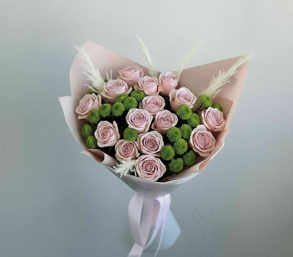 Букет цветов из: Розы и Хризантемы в Белую Колпь