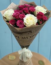 Букет цветов из:  Розы #REPLACE_PRED# Белую Колпь