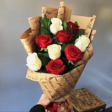 Букет цветов из:  Розы #REPLACE_PRED# Белую Колпь