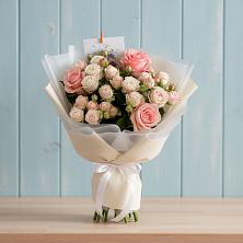 Букет цветов из:  Розы в Белую Колпь
