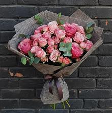 Букет цветов из:  Розы в Белую Колпь